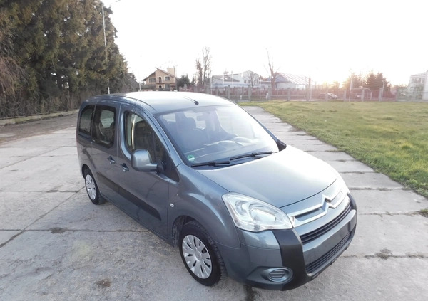 Citroen Berlingo cena 24900 przebieg: 220000, rok produkcji 2009 z Jarosław małe 379